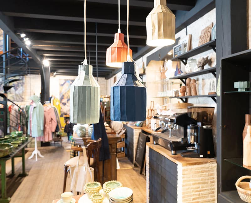 Montatori-per-arredo-negozi-milano