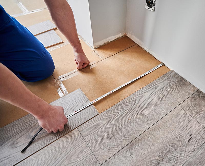 Posa-di-pavimenti-e-impiantistica